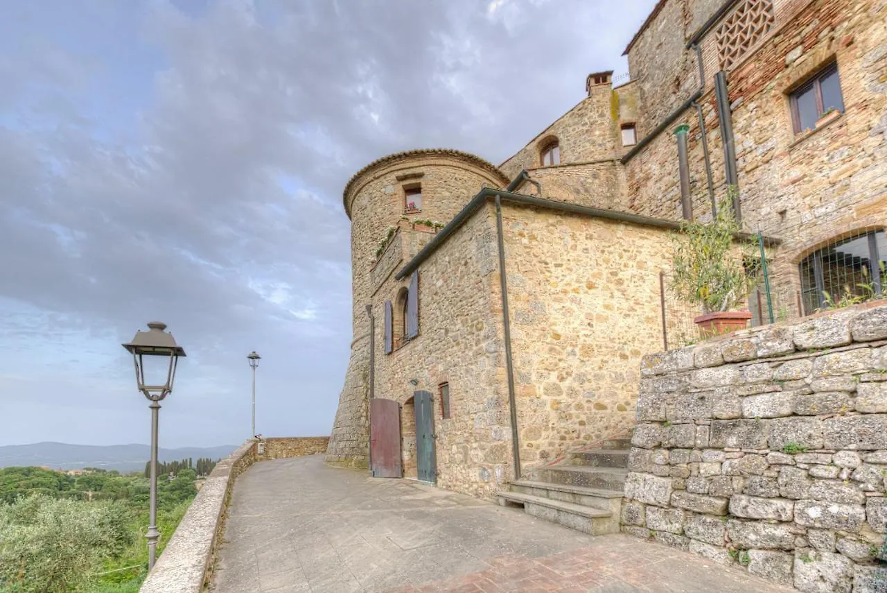 Torre Dei Serviti Siena Italië