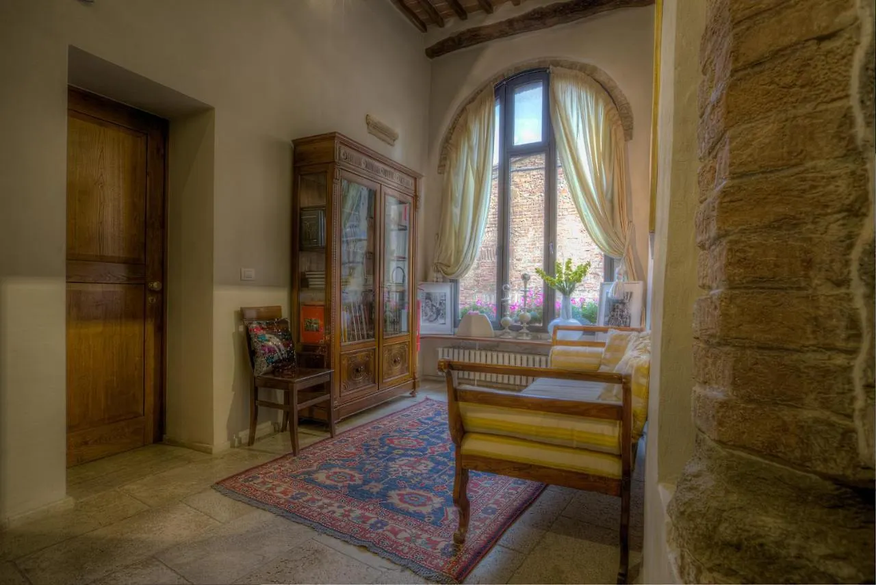 Landhuis Torre Dei Serviti Siena Italië